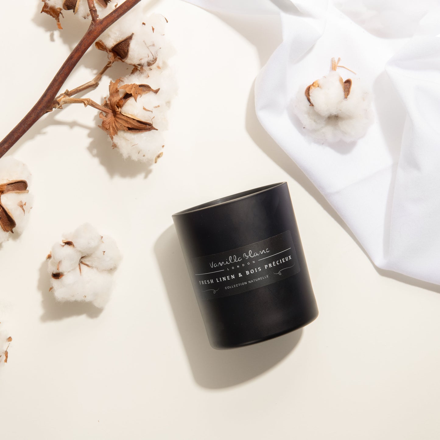 Fresh Linen & Bois Précieux Candle®